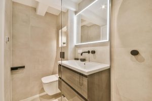 remodeling-a-small-bathroom